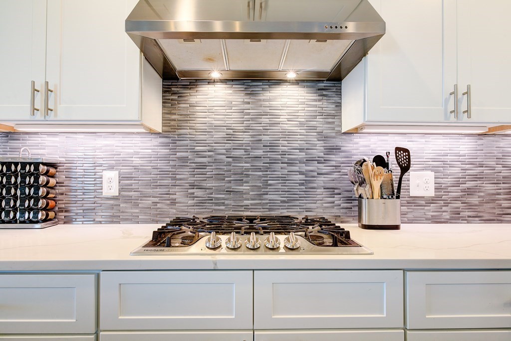 304 Line Road Fall River, MA 02721 - Photo 16 of 42