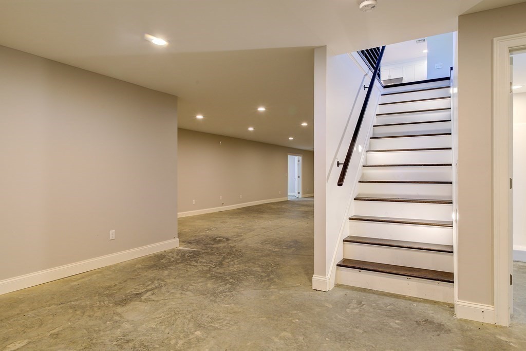 304 Line Road Fall River, MA 02721 - Photo 32 of 42