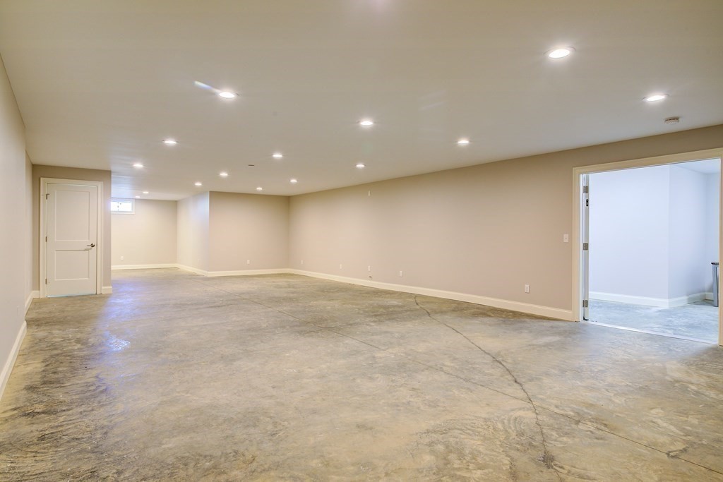 304 Line Road Fall River, MA 02721 - Photo 34 of 42