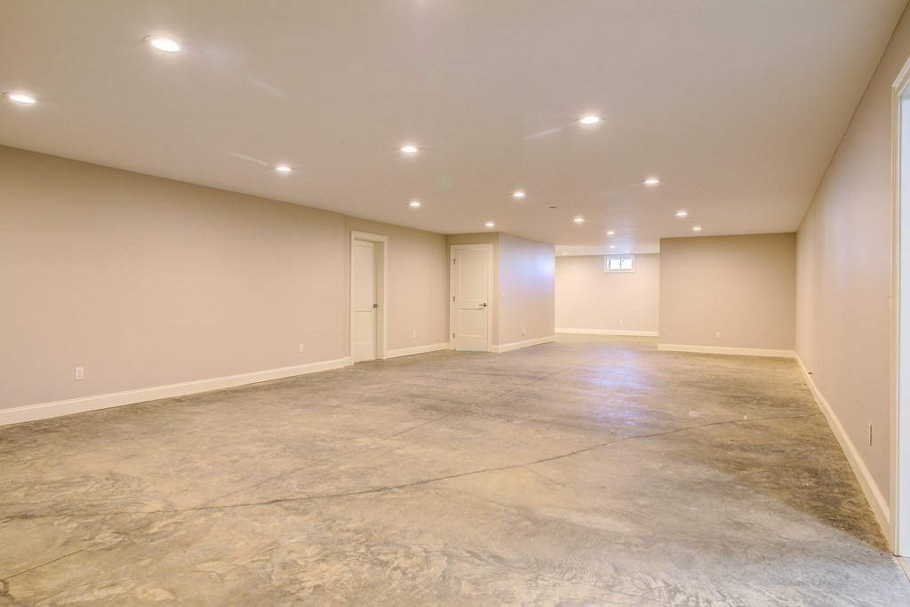 304 Line Road Fall River, MA 02721 - Photo 35 of 42