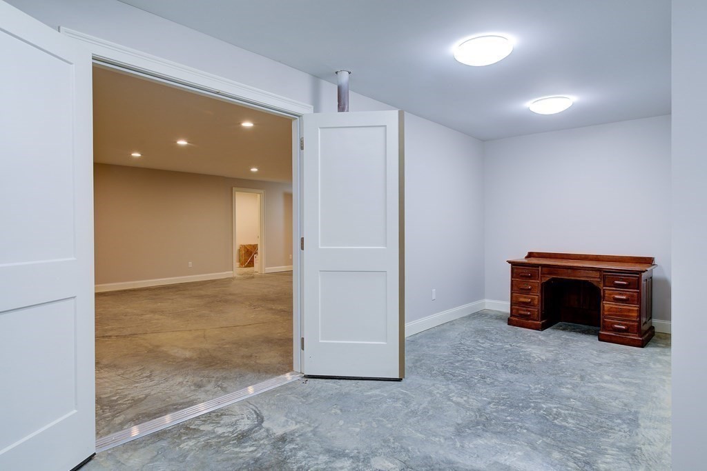 304 Line Road Fall River, MA 02721 - Photo 36 of 42