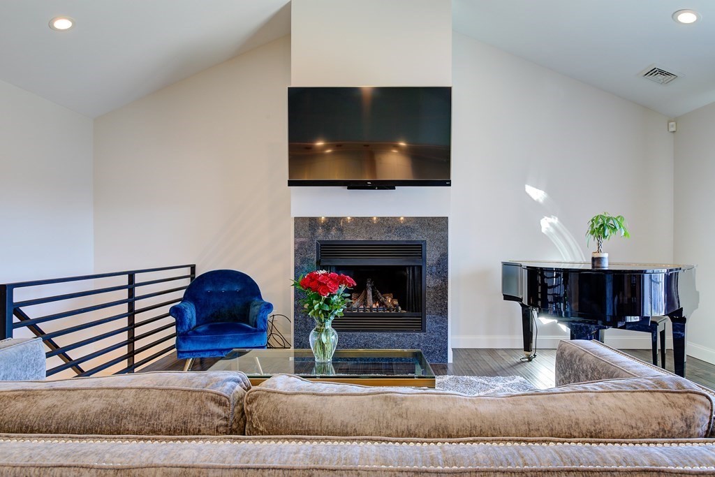 304 Line Road Fall River, MA 02721 - Photo 10 of 42