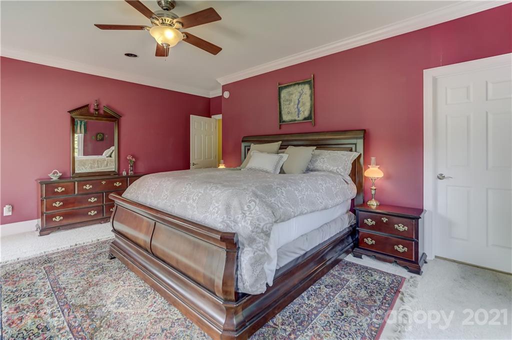 1113 Queen Anne Cove Fort Mill, SC 29708 - Photo 16 of 36 Gallery Image 16