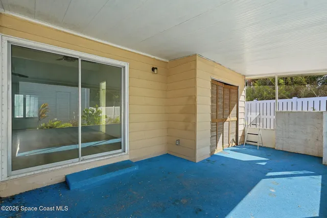 a street sign on a street side