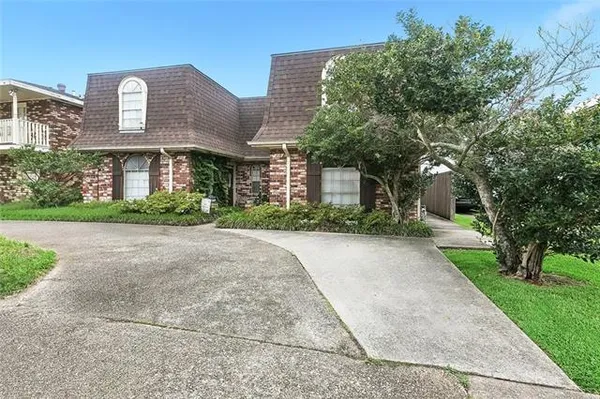 $2,500 | 218 Aurora Avenue, Metairie, LA 70005