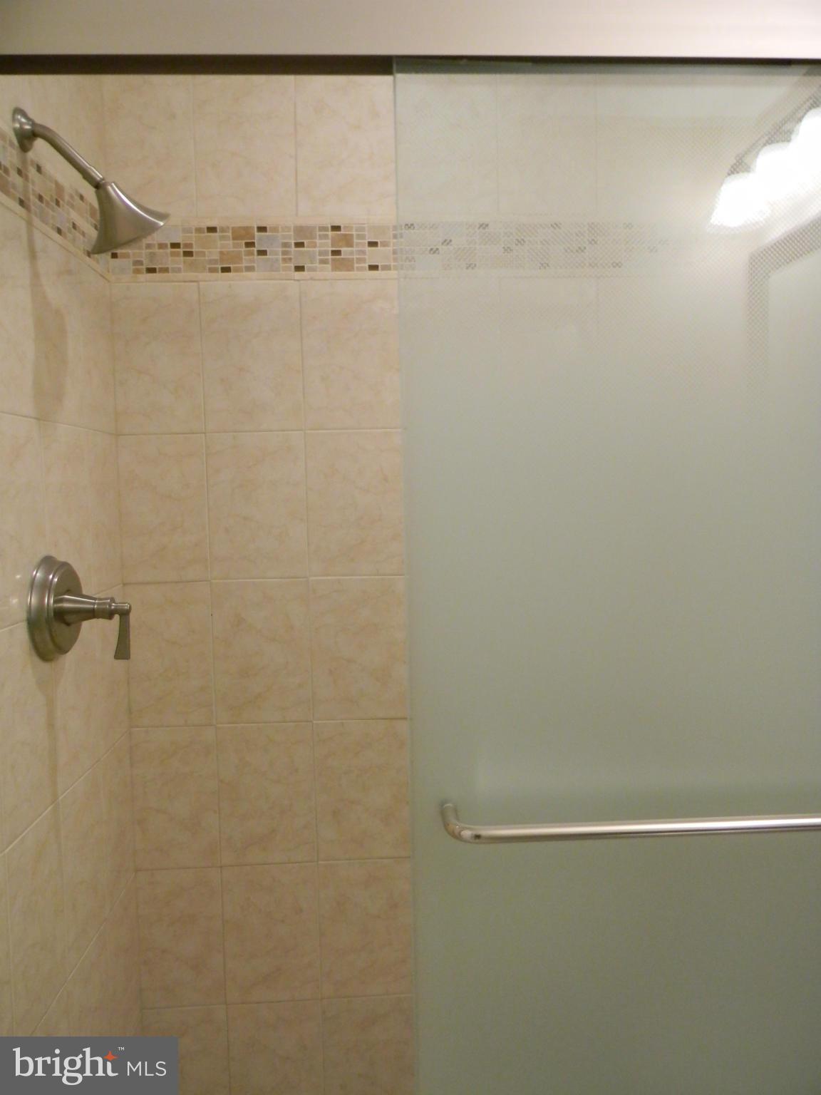 2307 Ballycairne Court Reston, VA 20191 - Photo 20 of 30 Bath