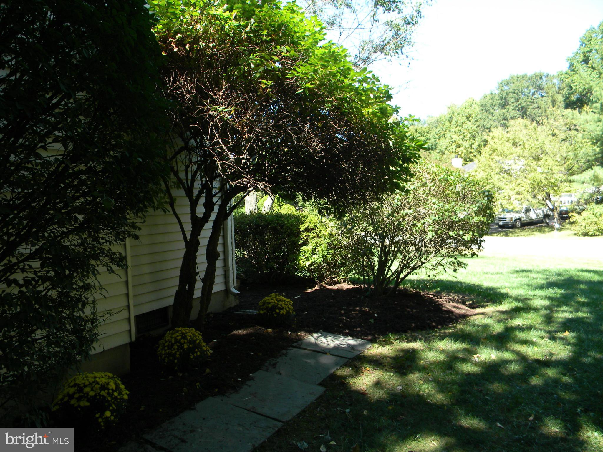 2307 Ballycairne Court Reston, VA 20191 - Photo 27 of 30 Exterior (Rear)