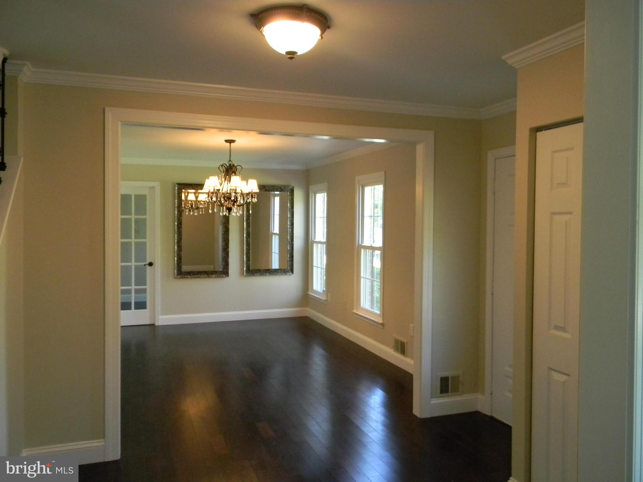 2307 Ballycairne Court Reston, VA 20191 - Photo 5 of 30 Dining Room