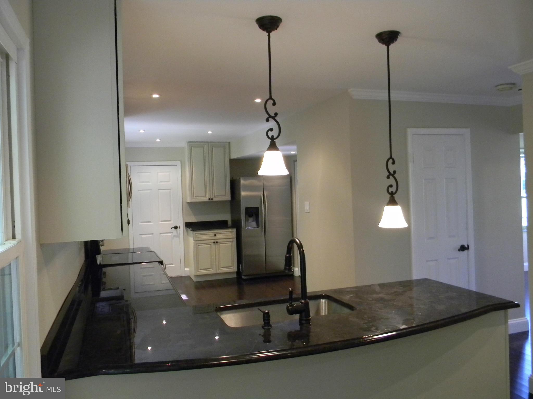 2307 Ballycairne Court Reston, VA 20191 - Photo 10 of 30 Kitchen