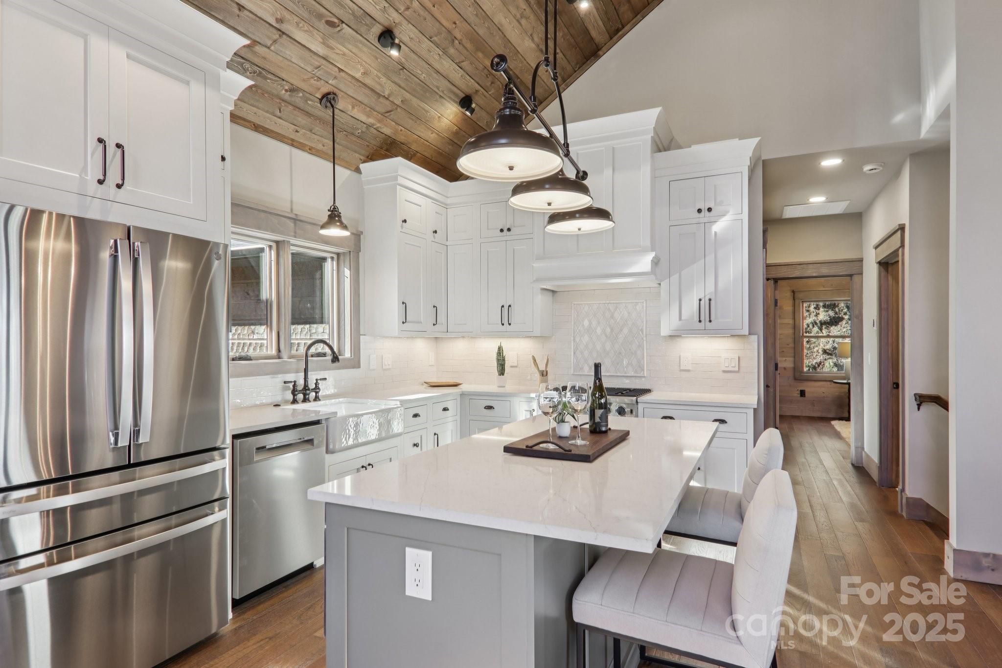 102 Iga Trail Maggie Valley, NC 28751 - Photo 4 of 48