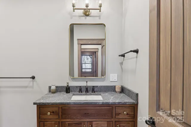 $1,195,000 | 102 Iga Trail, Maggie Valley, NC 28751