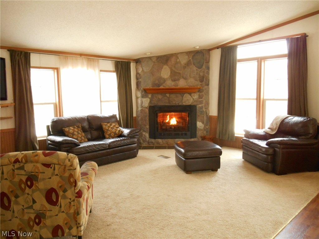 2140 Mahoning Road Deerfield, OH 44411 - Photo 4 of 34 Gallery Image 4