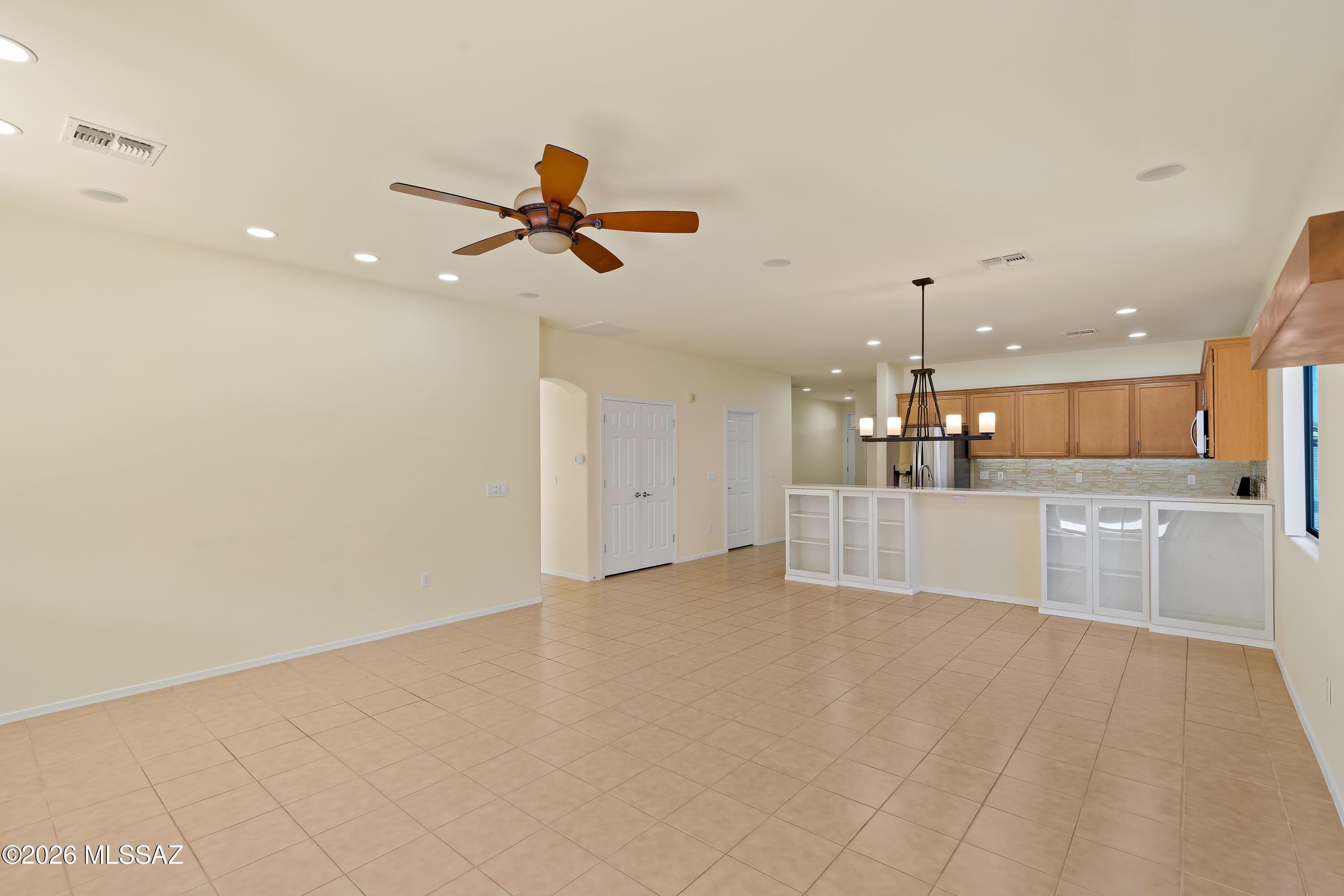 2300 East Ram Rock Road Tucson, AZ 85737 - Photo 9 of 28