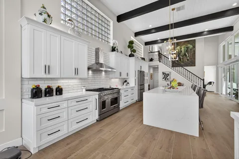 $1,800,000 | 1109 Grand Cay Drive, Palm Beach Gardens, FL 33418