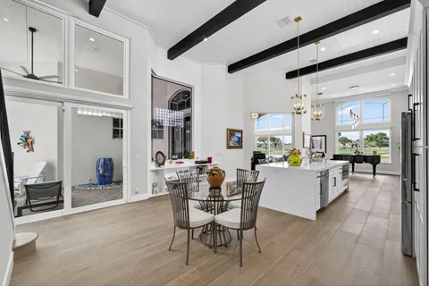 $1,800,000 | 1109 Grand Cay Drive, Palm Beach Gardens, FL 33418