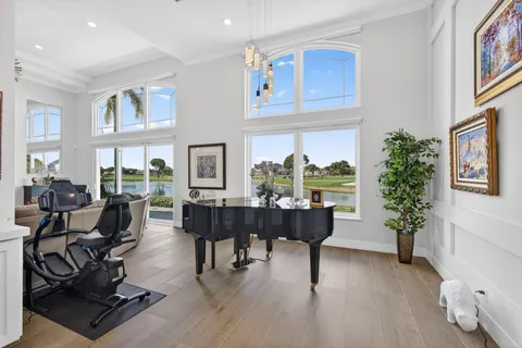 $1,800,000 | 1109 Grand Cay Drive, Palm Beach Gardens, FL 33418