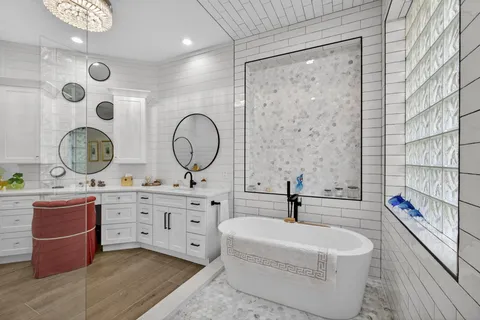 $1,800,000 | 1109 Grand Cay Drive, Palm Beach Gardens, FL 33418