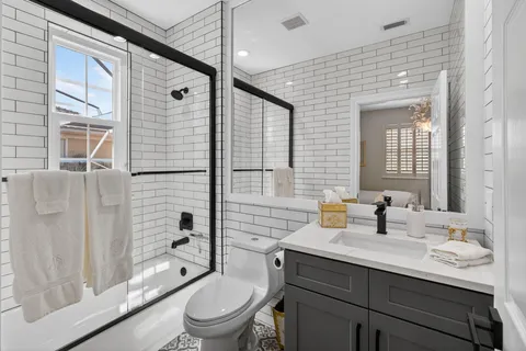 $1,800,000 | 1109 Grand Cay Drive, Palm Beach Gardens, FL 33418