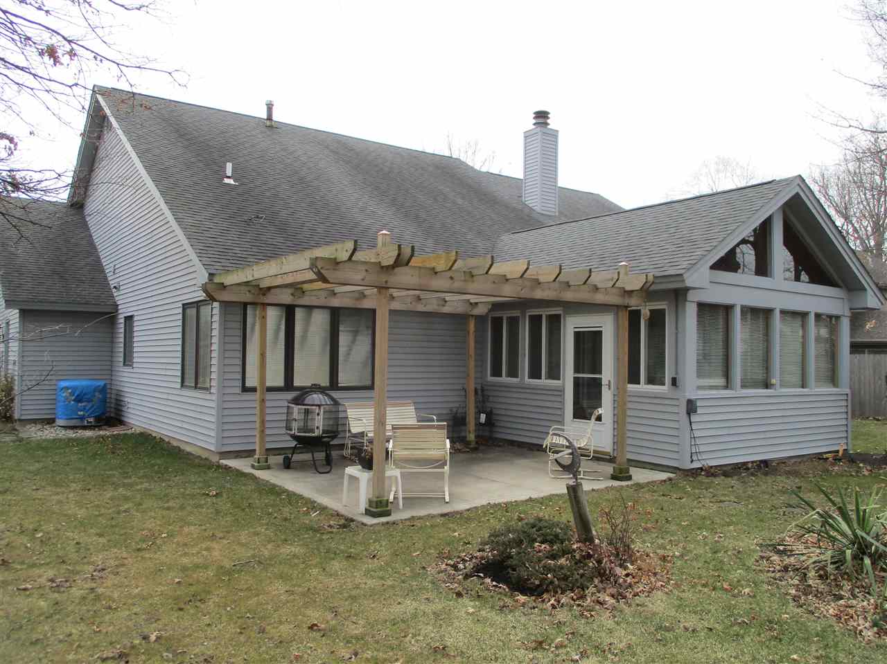 3011 Wilderness Road Fort Wayne, IN 46845 - Photo 2 of 5