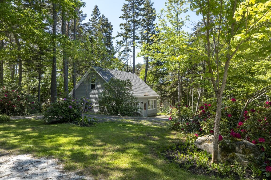 27 Albion Point Road Boothbay, ME 04537 - Photo 88 of 98 27 Albion Point Rd, Boothbay, ME-101