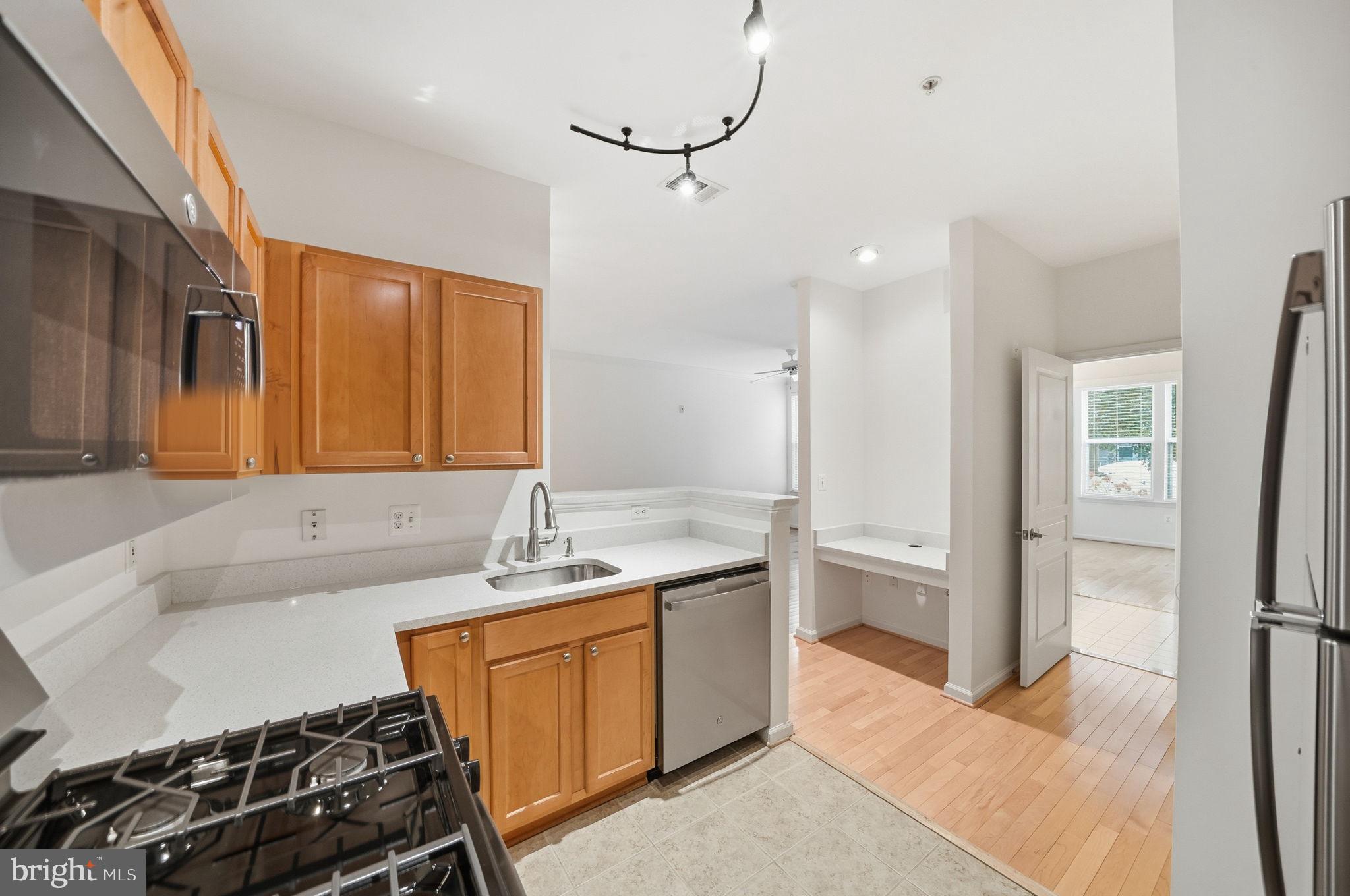 12000 Market Street, Unit 162 Reston, VA 20190 - Photo 11 of 26
