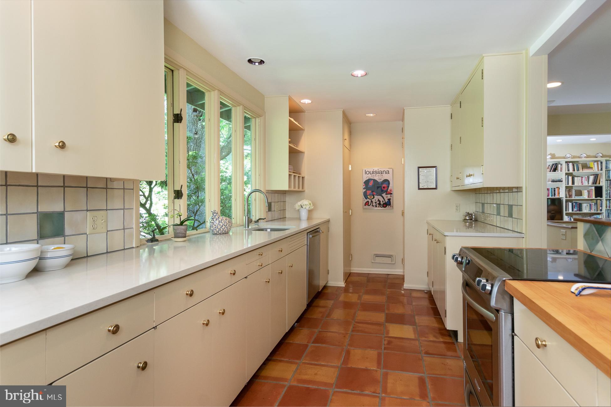 30 Russell Road Princeton, NJ 08540 - Photo 6 of 26 Kitchen