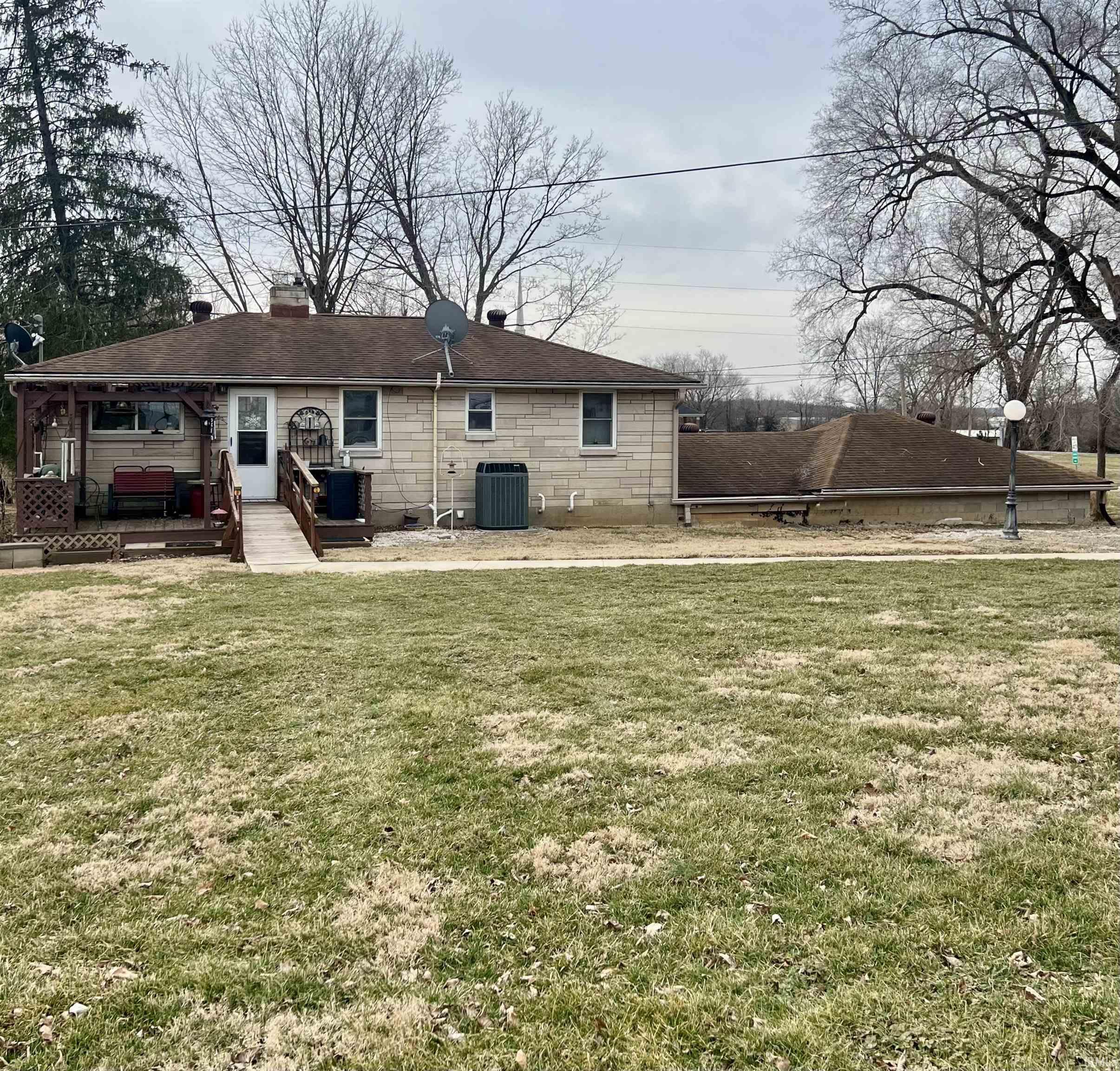 533 Highway 60 Mitchell, IN 47446 - Photo 31 of 35