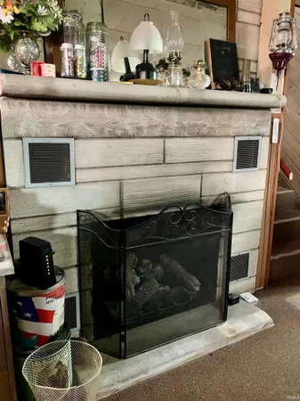 $157,900 | 533 Highway 60, Mitchell, IN 47446