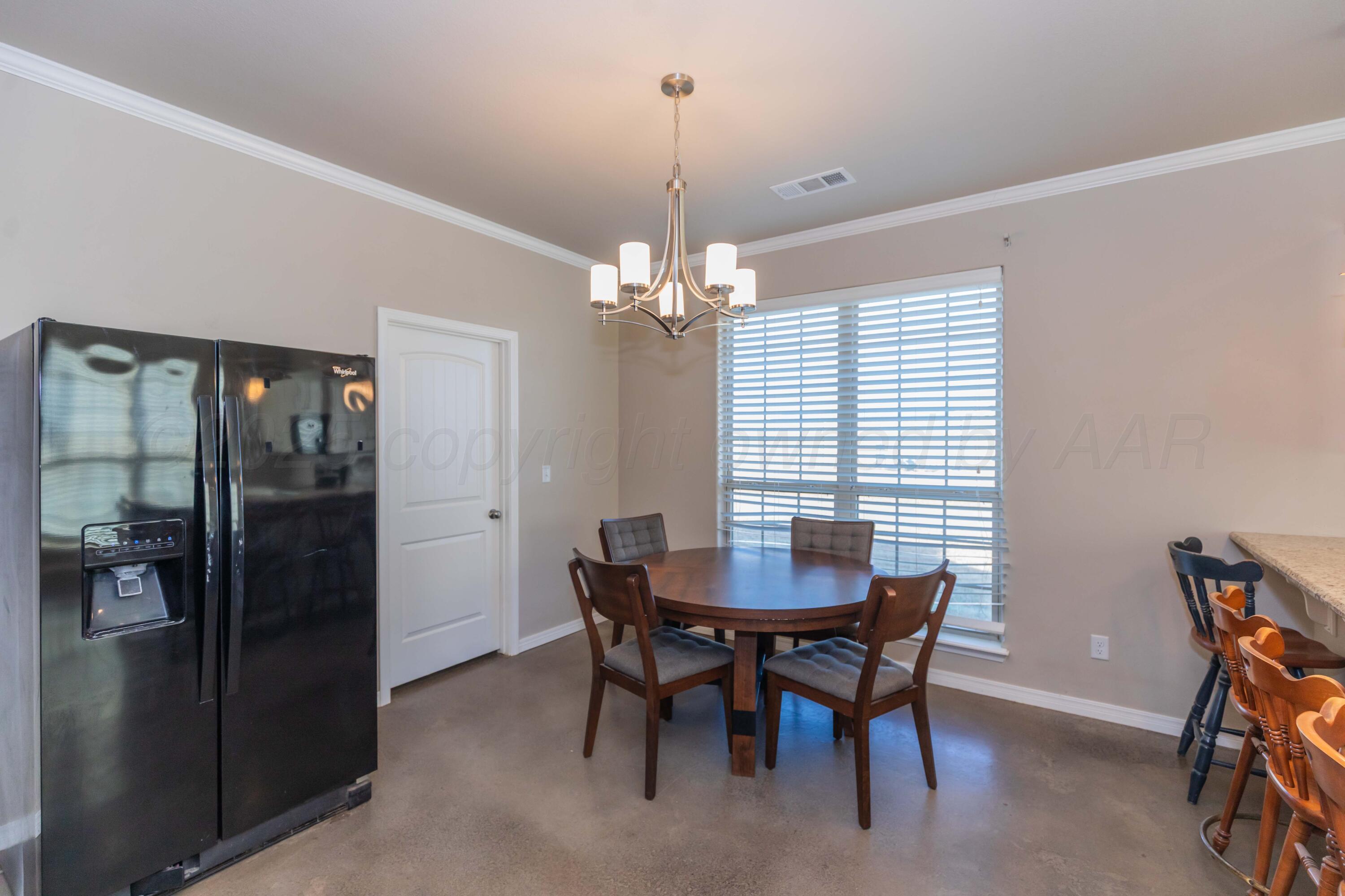 5050 South Blessen Road Amarillo, TX 79119 - Photo 13 of 40 DINING VIEW 1