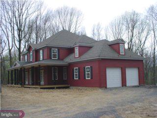5841 Limeport Road Emmaus, PA 18049 - Photo 2 of 5 Gallery Image 2