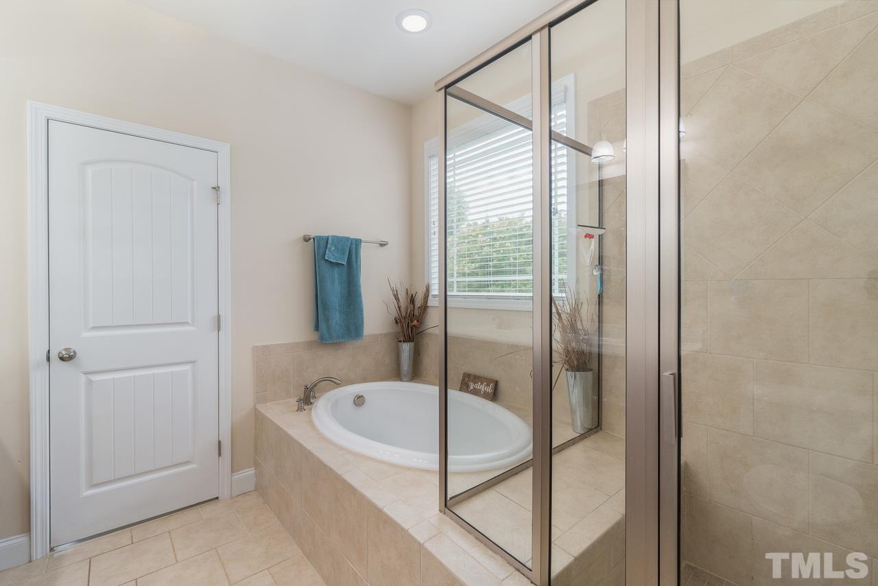 2701 Moorsfield Court Raleigh, NC 27604 - Photo 25 of 30