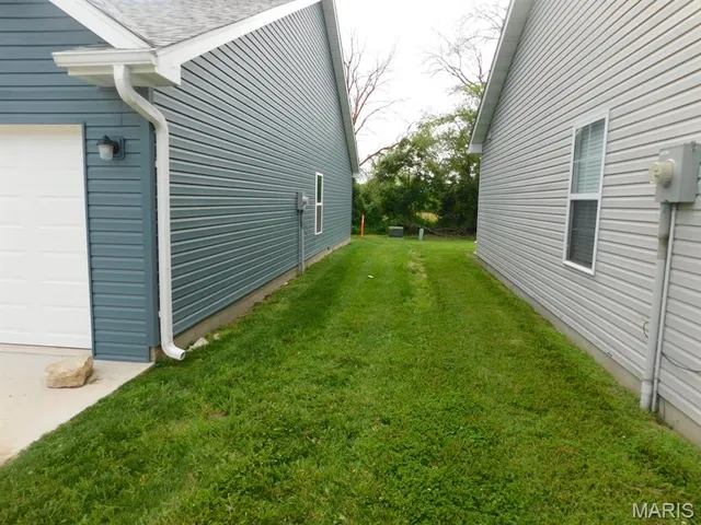 $194,500 | 105 Margarita Court, Centralia, MO 65240