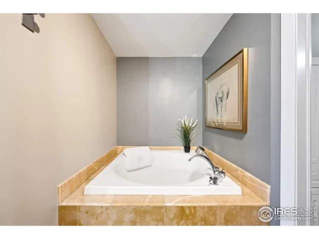 $580,000 | 2500 Walnut Street, Unit 201, Denver, CO 80205