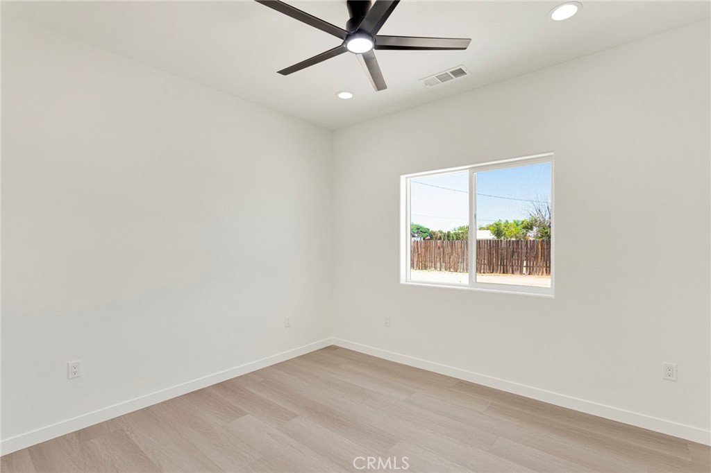 20112 Sahale Road Apple Valley, CA 92307 - Photo 34 of 67