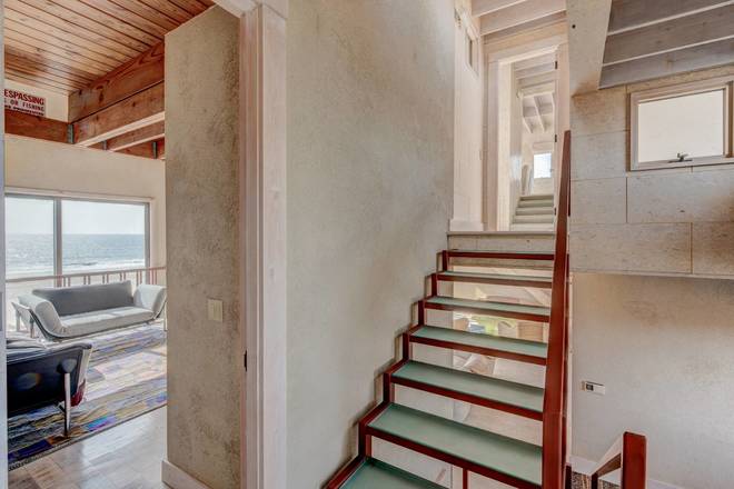 155 Surfside Drive Bridgehampton, NY 11932 - Photo 15 of 20