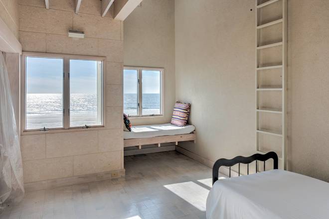 155 Surfside Drive Bridgehampton, NY 11932 - Photo 17 of 20