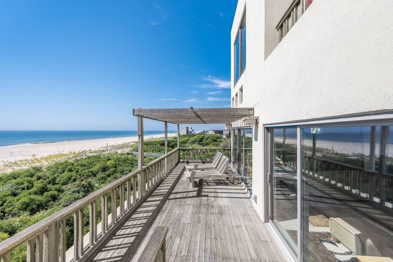 155 Surfside Drive Bridgehampton, NY 11932 - Photo 4 of 20