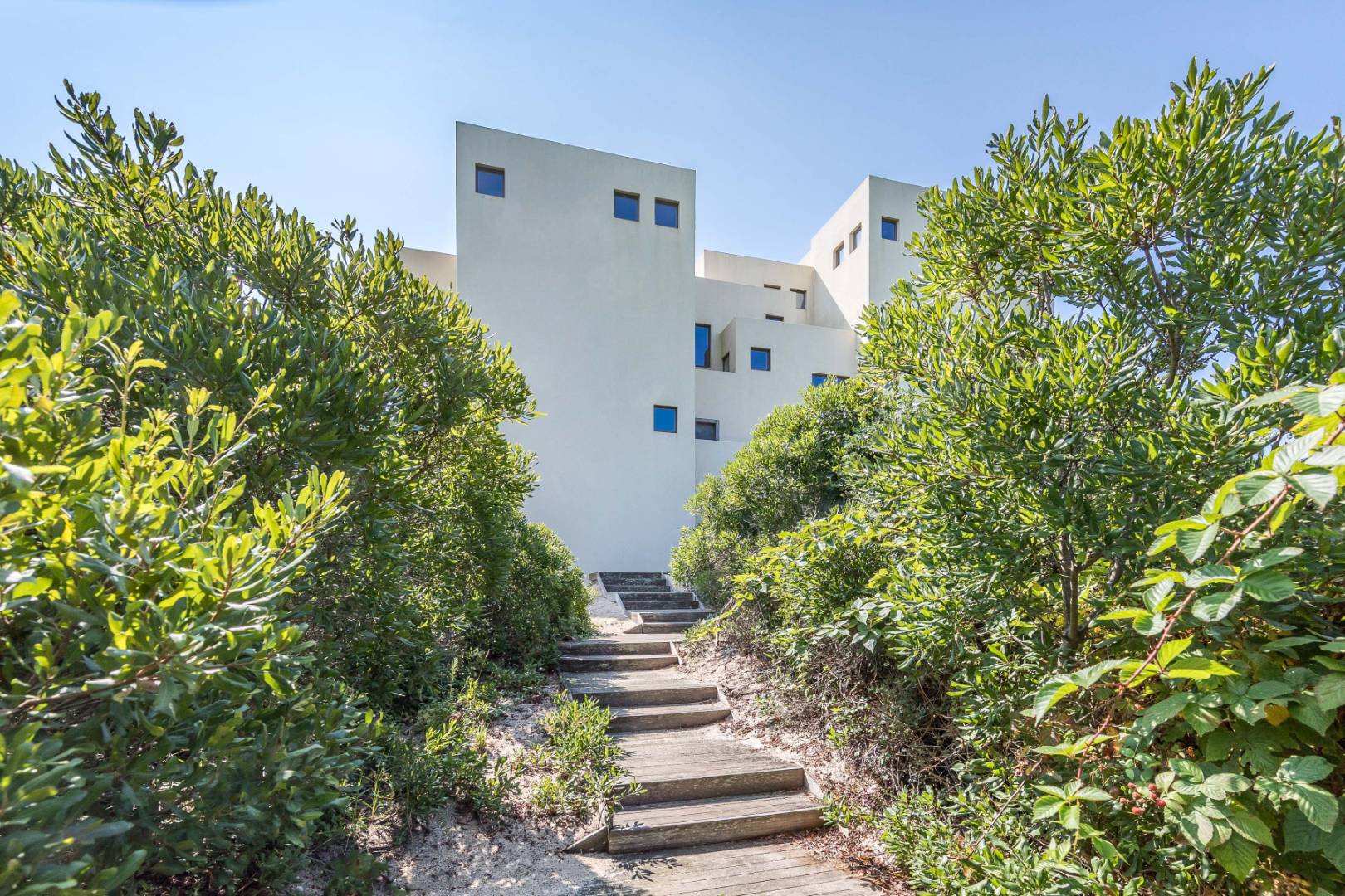 155 Surfside Drive Bridgehampton, NY 11932 - Photo 9 of 20