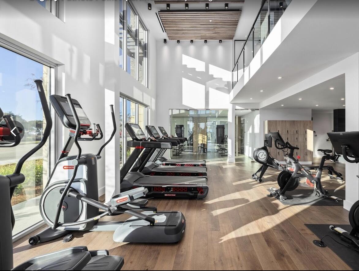 180 Patriots Point Road, Unit 203 Mount Pleasant, SC 29464 - Photo 14 of 21 apt4