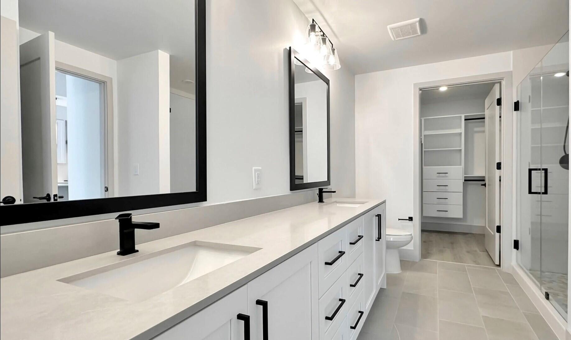 180 Patriots Point Road, Unit 203 Mount Pleasant, SC 29464 - Photo 7 of 21 Bathroom picture 1