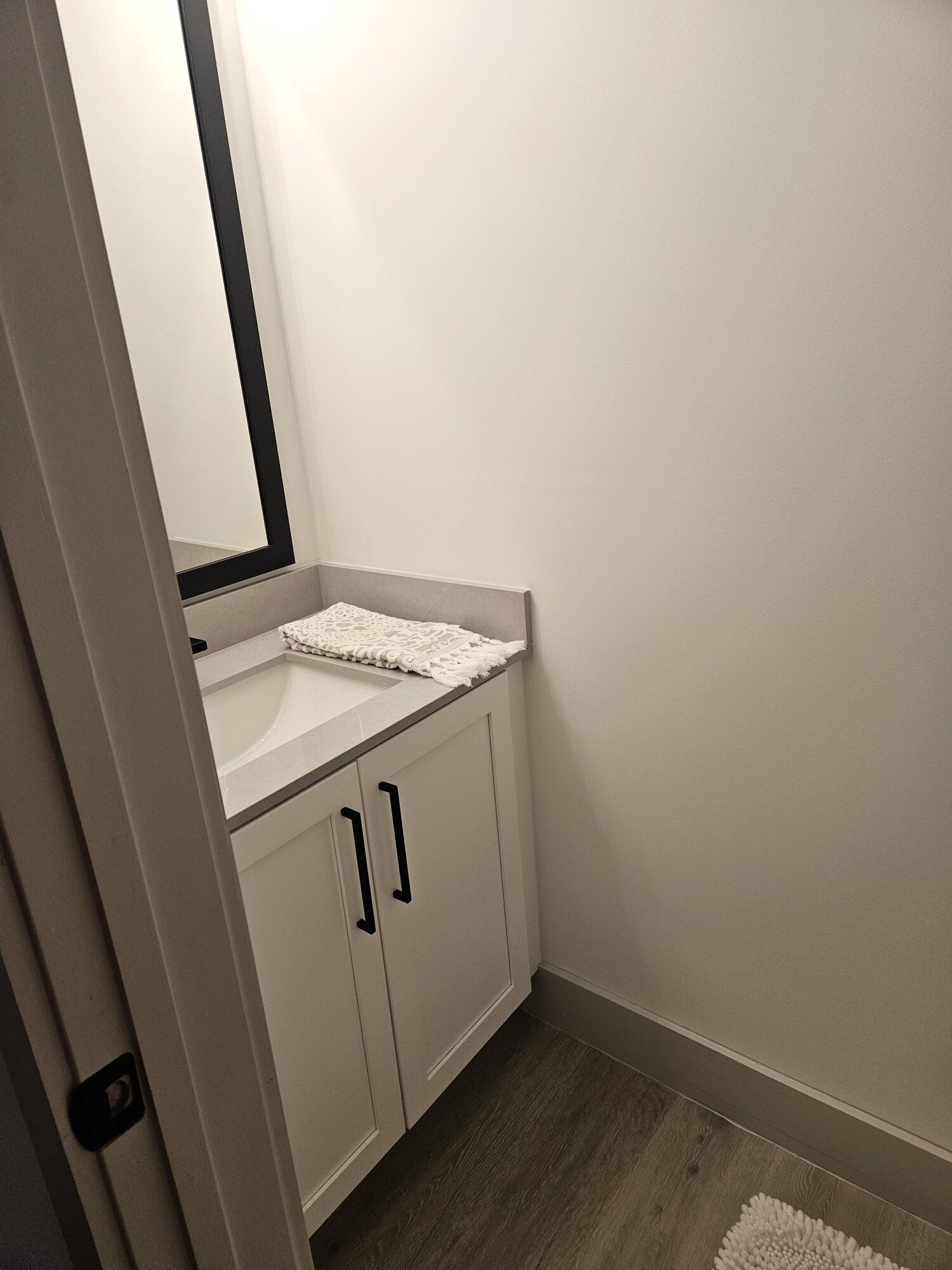 180 Patriots Point Road, Unit 203 Mount Pleasant, SC 29464 - Photo 8 of 21 Powder Room