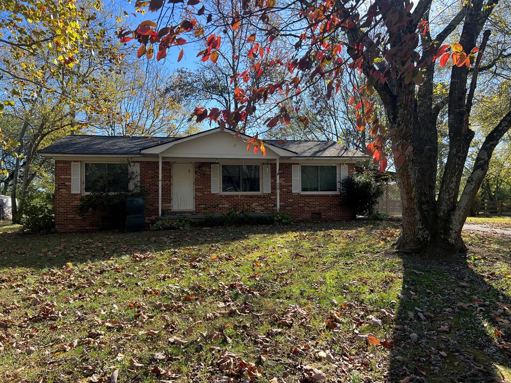 258 Southeast 5th Street Calhoun, GA 30701 - Photo 1 of 5 Main View