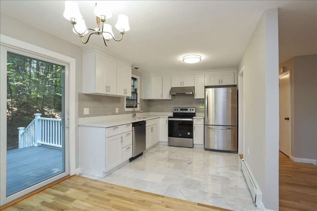 13 Christopher Road Westford, MA 01886 - Photo 8 of 37 Gallery Image 8