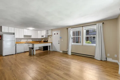 $325,000 | 70 Cape Drive, Unit 8B, Mashpee, MA 02649