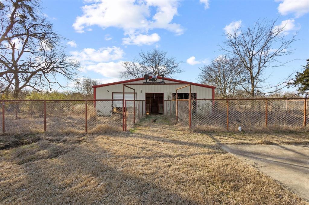 6243 Highway 276 Point, TX 75472 - Photo 7 of 40