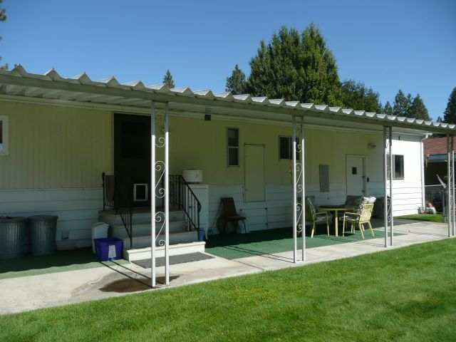 4202 East Lane Park Road Mead, WA 99021 - Photo 3 of 9