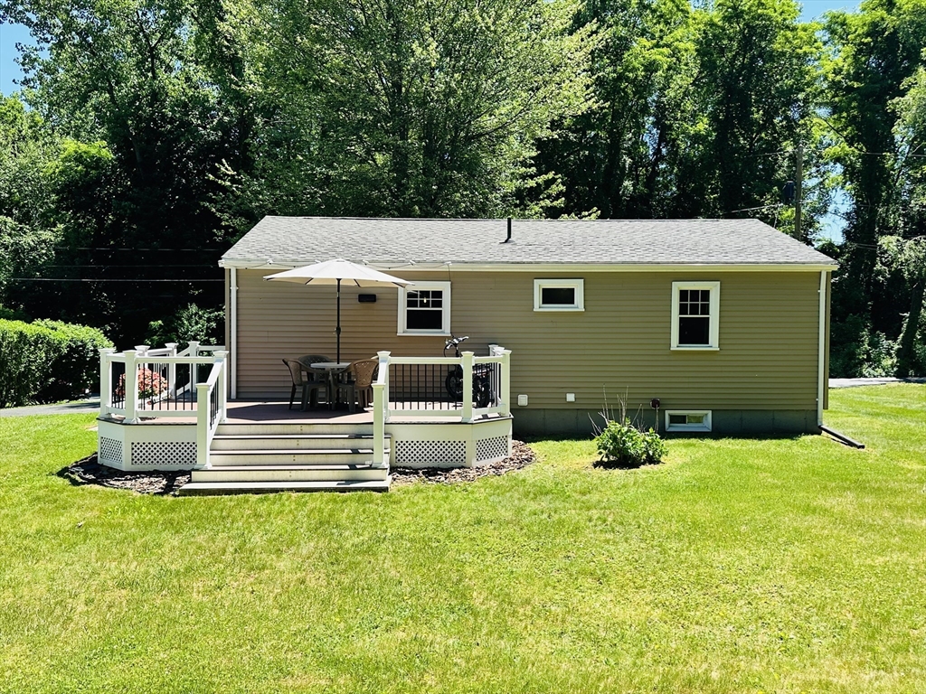 170 Treetop Avenue Springfield, MA 01118 - Photo 19 of 25