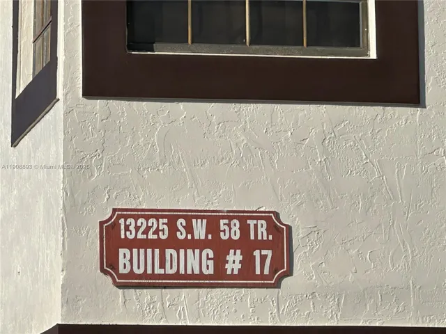 a black and white photo of a mirror