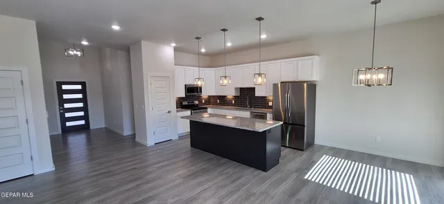 $325,000 | 12028 Iron Hollow Street, Socorro, TX 79927