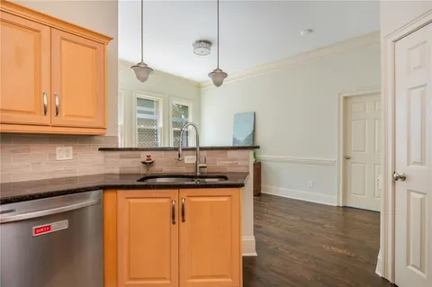 $649,900 | 183 Vanira Avenue Southeast, Atlanta, GA 30315
